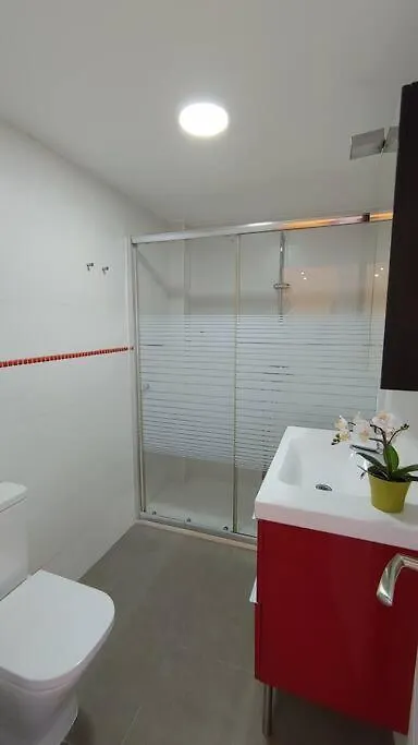 Daire Precioso Apartamento Frente A La Playa Torre Del Mar