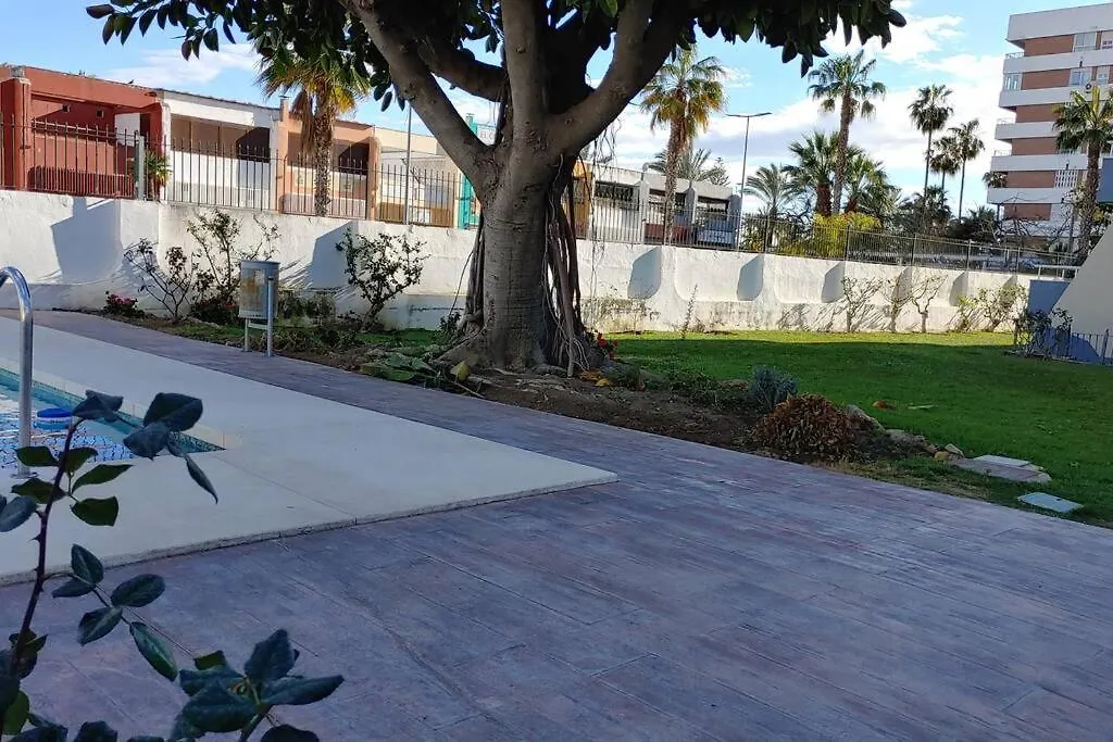 Daire Precioso Apartamento Frente A La Playa Torre Del Mar